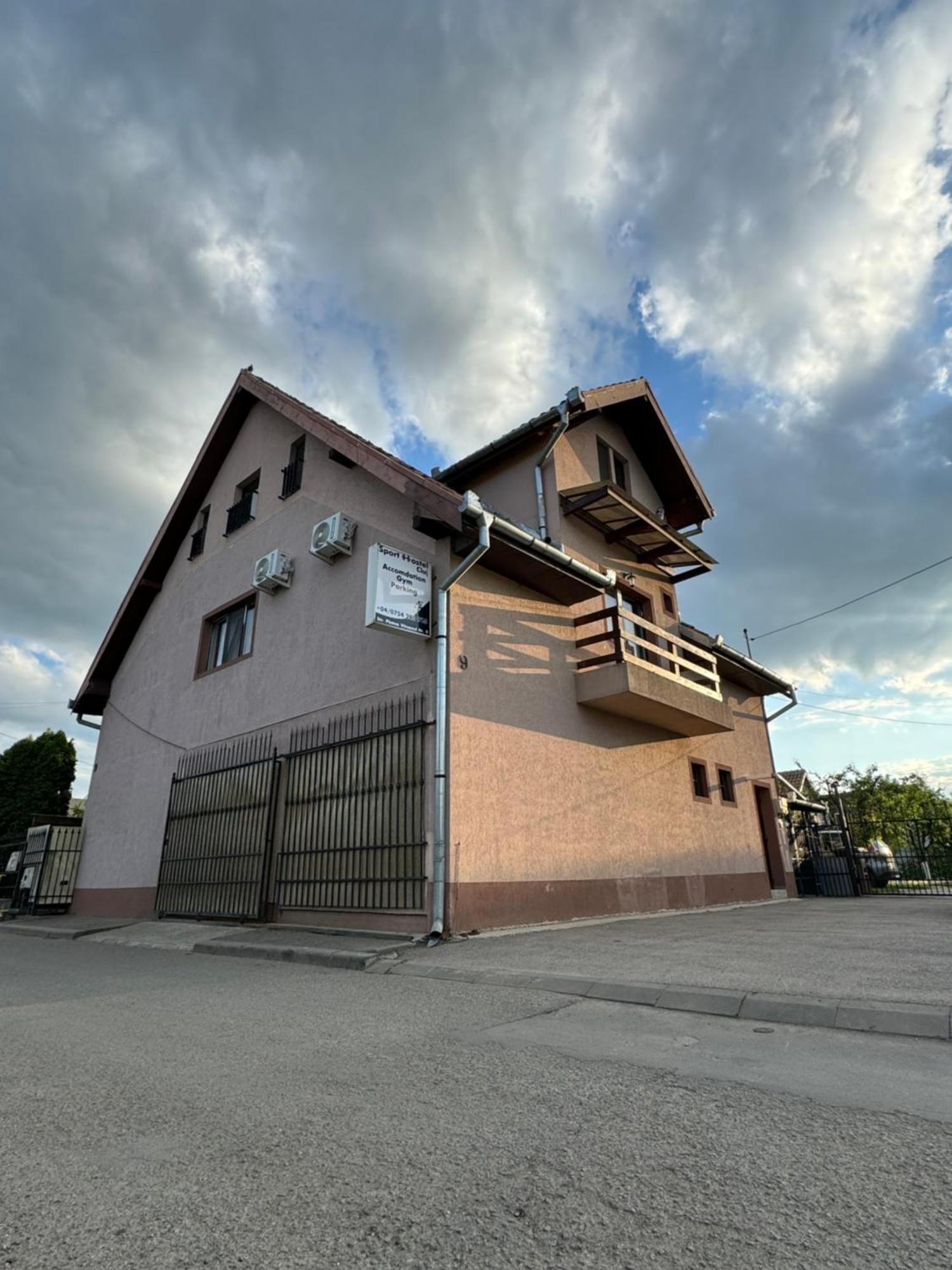 Sport Hostel Cluj Exterior foto